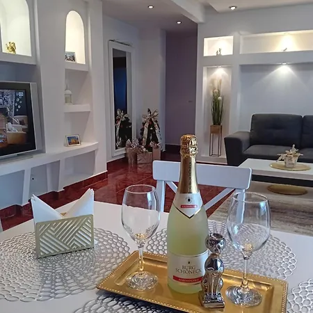 Perla Premium شقة تيميشورا